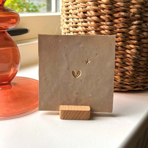 Naturel - Tegeltje met een hartje en een sterretje in de verte Tegeltje met een hartje en een sterretje in de verte